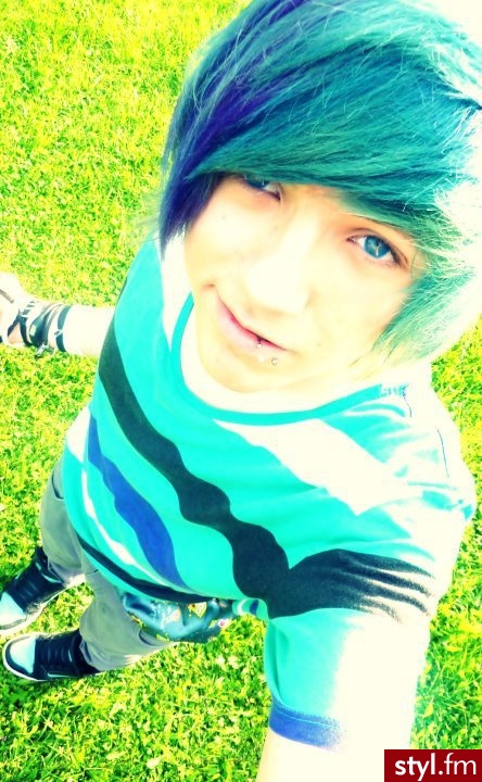 Max Amphetamine <3<3  - Kolorowe EMO Alternatywne Średnie Męskie Fryzury
