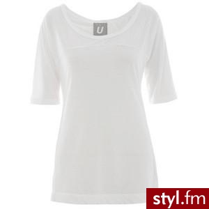 U tops WHITE - Polyvore. Pobrano ze strony: http://www.polyvore.com/tops_white/thing?id=21589740 - Pozostałe Ciuchy Moda