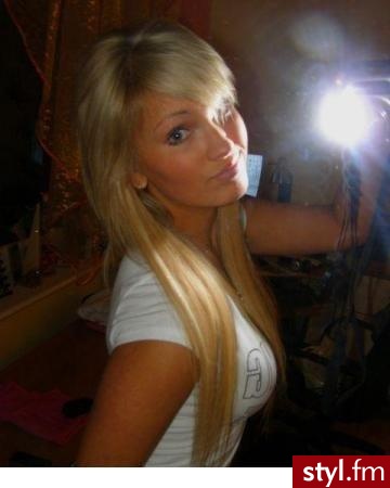 Średnie Fryzury