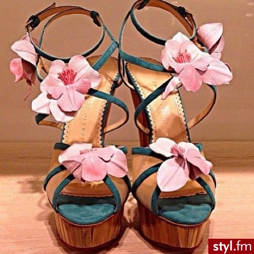 Sandały Buty Moda