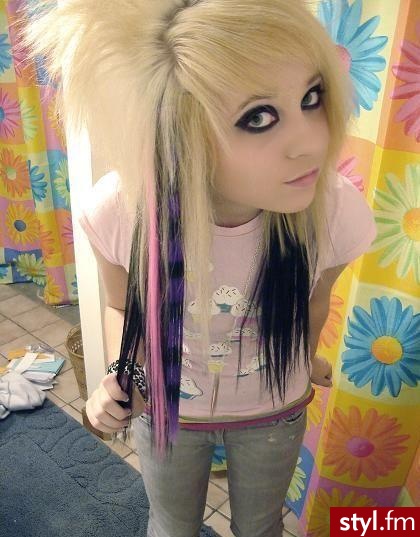 EMO Alternatywne Średnie Fryzury