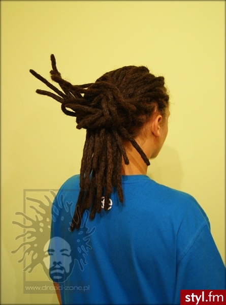 Dredy http://www.dread-zone.pl - Dredy Alternatywne Długie Męskie Fryzury