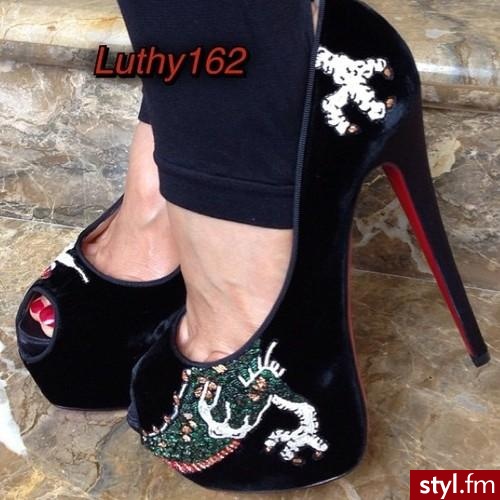 Szpilki Buty Moda