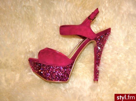 Szpilki Buty Moda