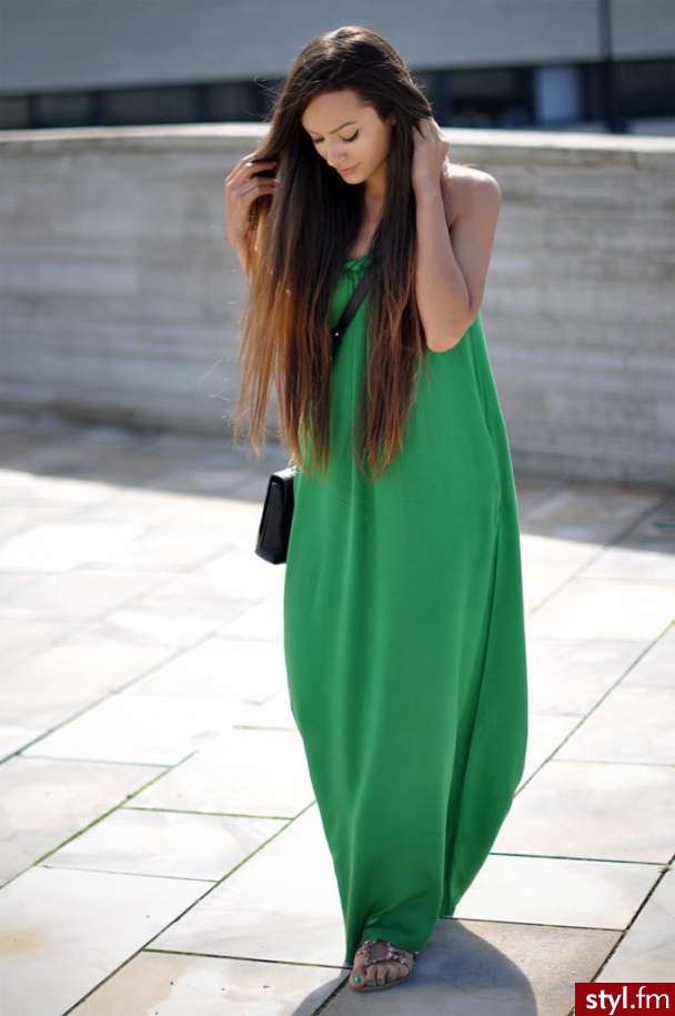 Sukienki Moda