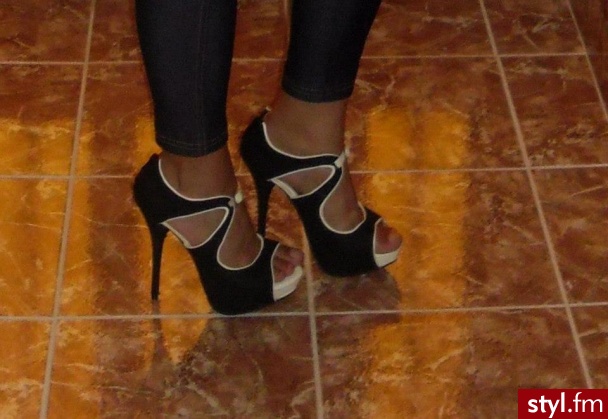 Szpilki Buty Moda