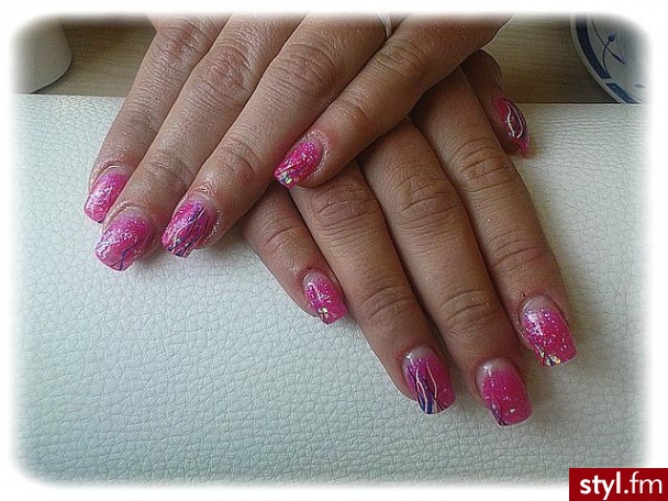 Naturalki żelowane ;) Pink + malowanki - Paznokcie