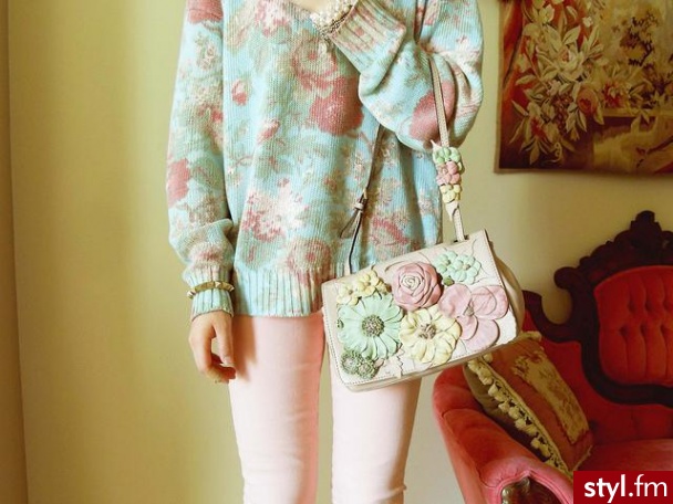 Swetry Ciuchy Moda