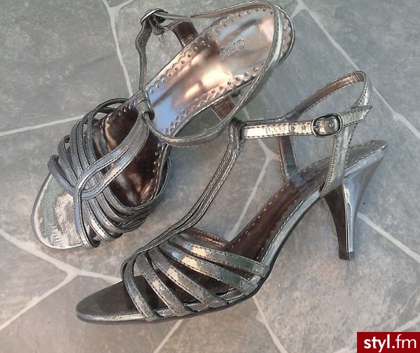 Szpilki Buty Moda