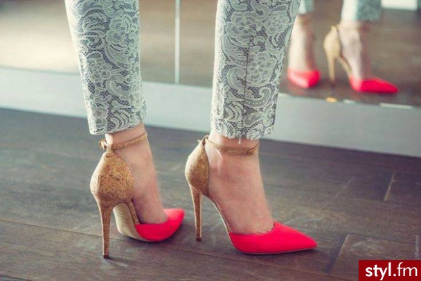 Szpilki Buty Moda