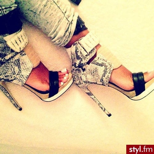 Szpilki Buty Moda
