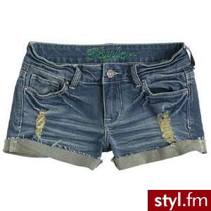 Taylor Malibu Wash 2 1/2. Pobrano ze strony: http://www.polyvore.com/taylor_malibu_wash_jean_short/thing?id=11830928 - Pozostałe Ciuchy Moda
