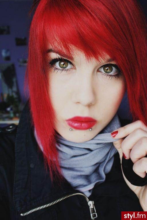 Średnie Fryzury