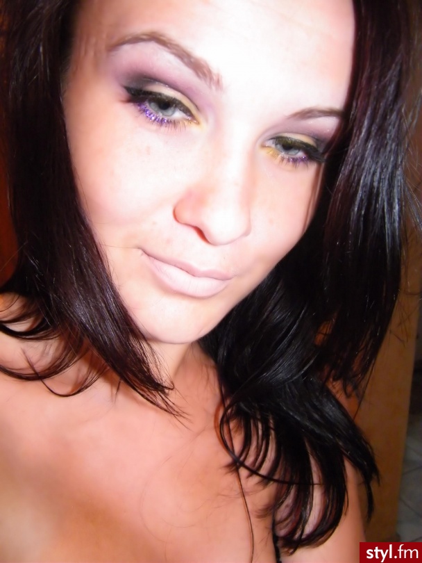 purple, yellow and violet glitter - Wieczorowe Makijaże