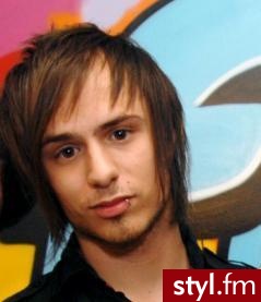 Josh Farro - Średnie Męskie Fryzury