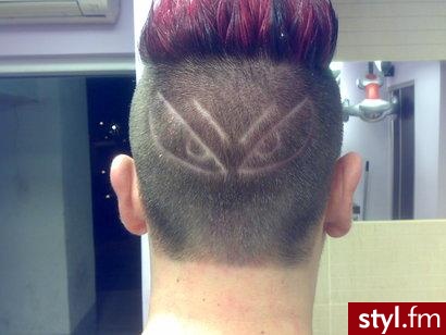 Patryk Kubasiński- fryzjer-stylista Poznań, wykonanie: Adam Szulc Fryzjer-stylista Poznań - Punk Rock Alternatywne Średnie Fryzury