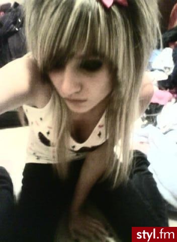 EMO Alternatywne Średnie Fryzury
