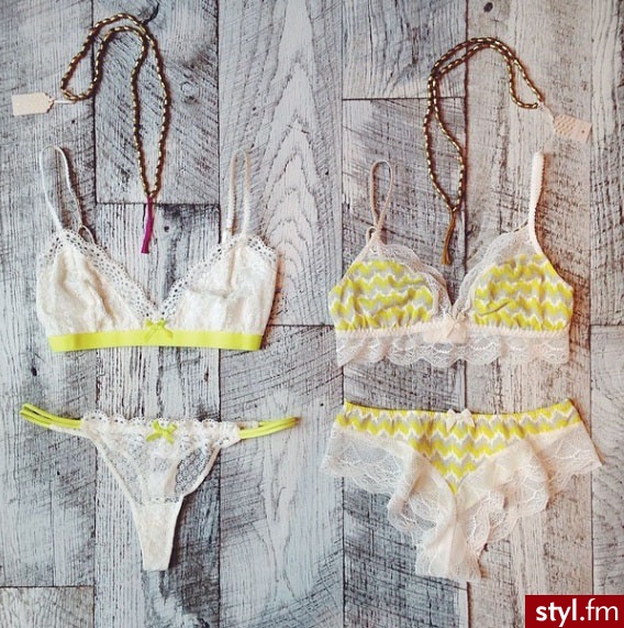 Komplety Bielizna Moda
