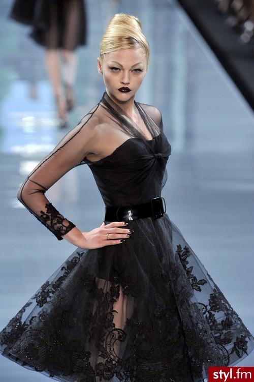 Sukienki Moda