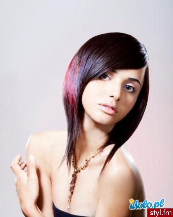 Średnie Fryzury