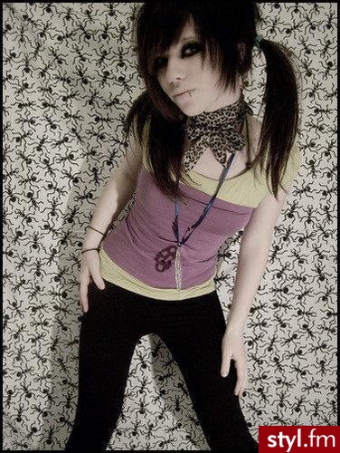 EMO Alternatywne Średnie Fryzury