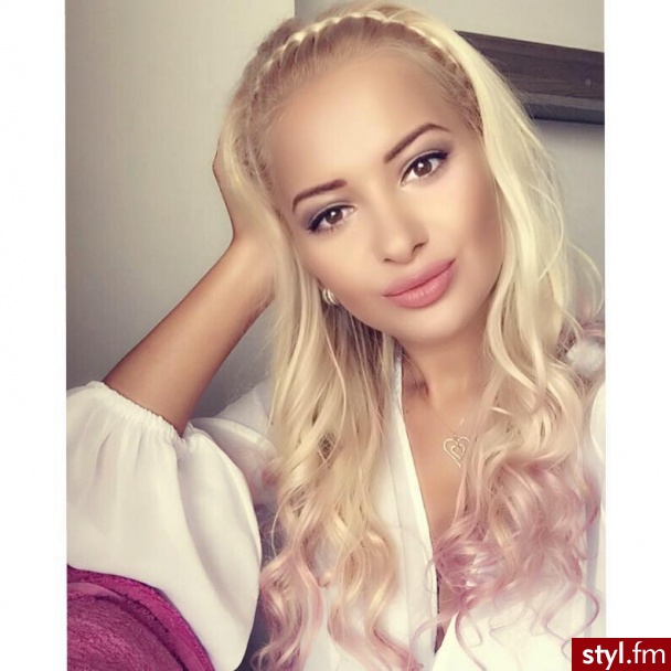 Blond Rozpuszczone Kręcone Na co dzień Długie Fryzury