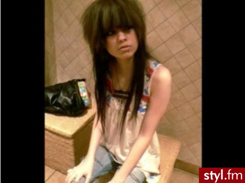 BriTTany KrameR<33 - EMO Alternatywne Średnie Fryzury