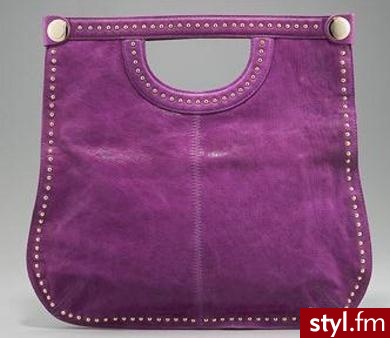 Diane von Furstenberg. Diane von Furstenberg. Cena: $395, około 1 130 zł
Kupisz w sklepie Neiman Marcus. Sklep dopuszcza możliwość transportu
zamówionych przedmiotów do Polski, ale wymaga to uprzedniego omówienia szczegółów w rozmowie
telefonicznej. - Pozostałe Torebki Moda