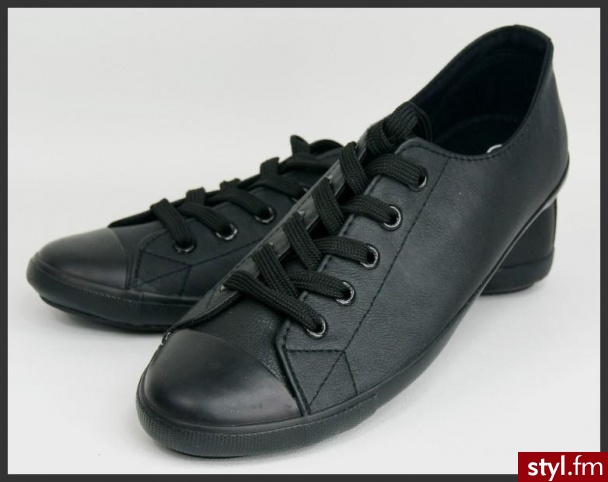 Pozostałe Buty Moda