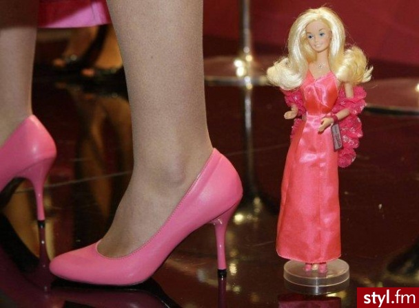 Buty a'la Barbie ;] - Pozostałe Buty Moda