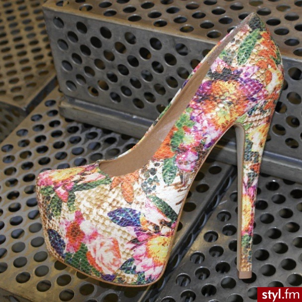 Szpilki Buty Moda