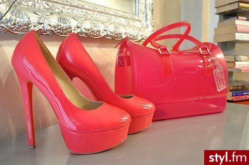 Szpilki Buty Moda
