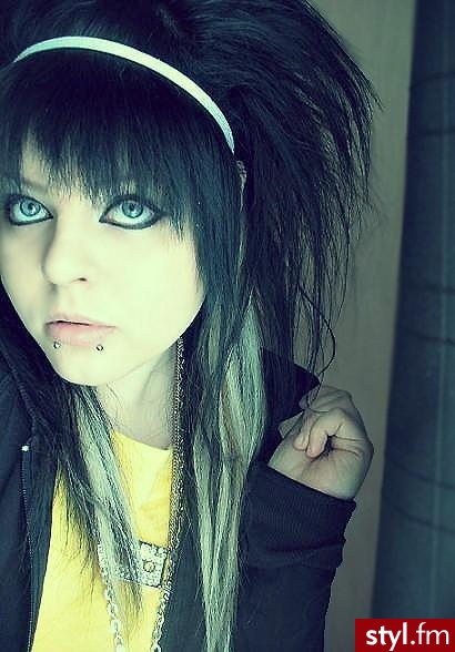 EMO Alternatywne Średnie Fryzury