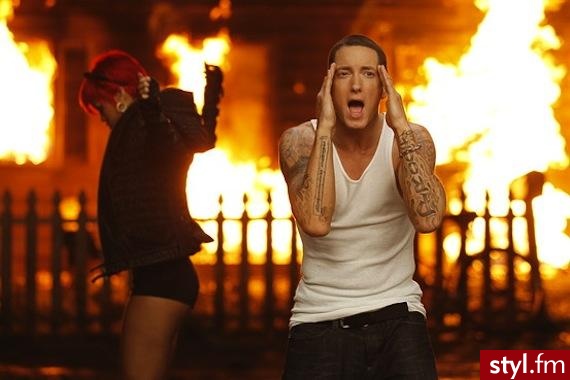 Rihanna & Eminem. Rihanna & Eminem -Love The way You Lie - vide - Moda uliczna Inne Moda