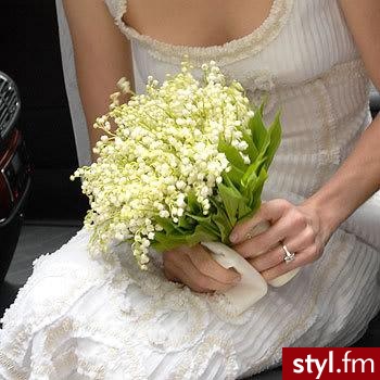 znalezione w necie :). jak już jest proszę o link to usunę bo interesuje mnie opinia o nich:) - Bukiety ślubne Ślub Moda