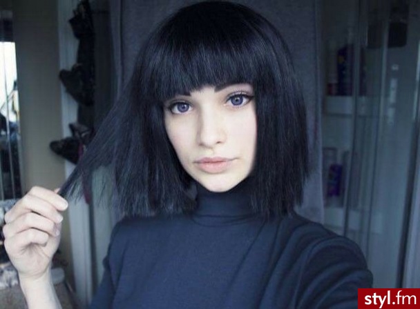 Średnie Fryzury