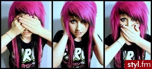 emo różowiasta - EMO Alternatywne Średnie Fryzury