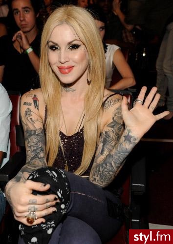 Kat von D - blond - Długie Fryzury