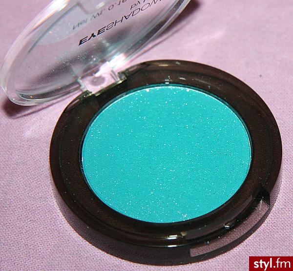 makijaż. Glitter Turquoise from H&M
Stiletto from Gosh Cosmetics
Dark Green from Viva la Diva - Makijaże
