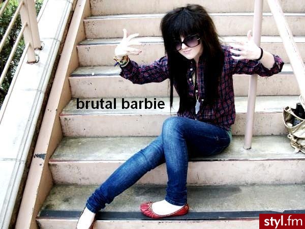 EMO Alternatywne Średnie Fryzury