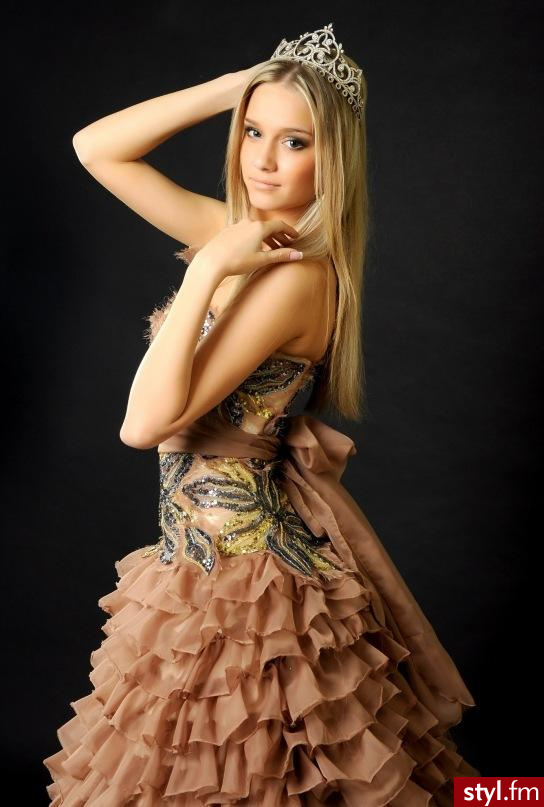 Wieczorowe Sukienki Moda