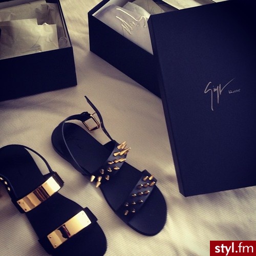 Klapki Buty Moda