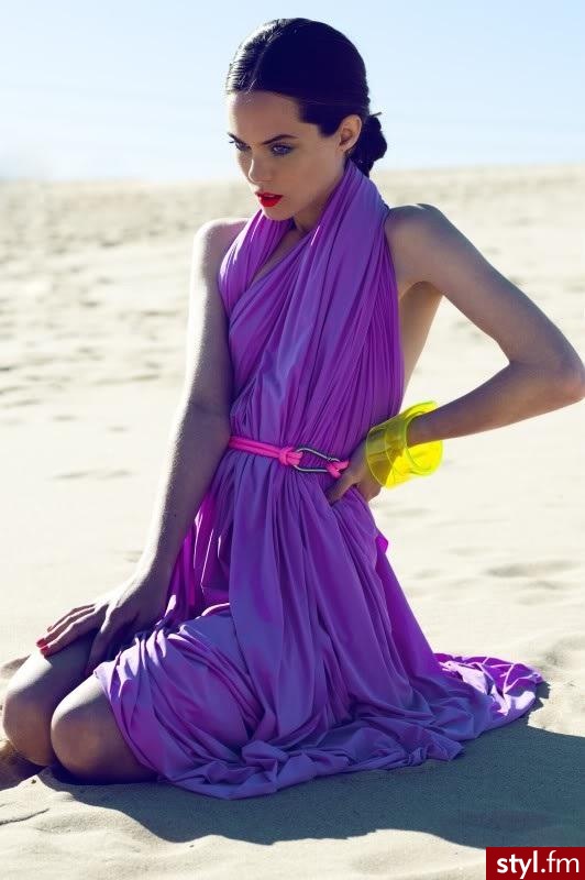 Sukienki Moda