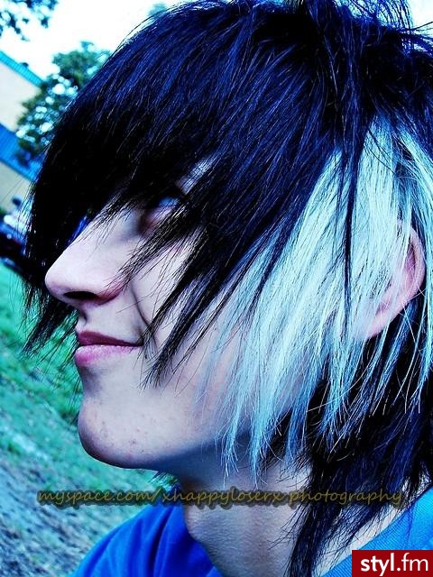 happyloser - EMO Alternatywne Średnie Fryzury