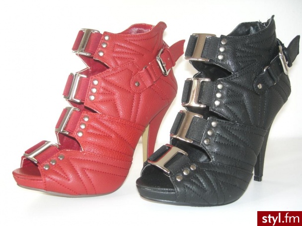 Pozostałe Buty Moda