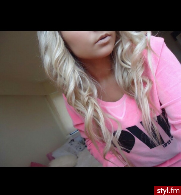 Blond Rozpuszczone Kręcone Na co dzień Długie Fryzury