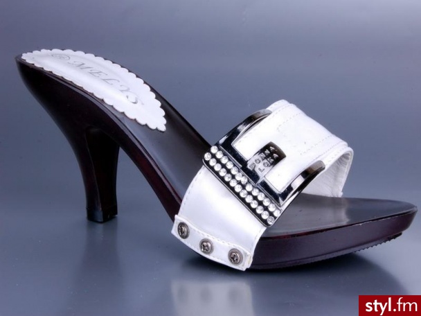 Pozostałe Buty Moda