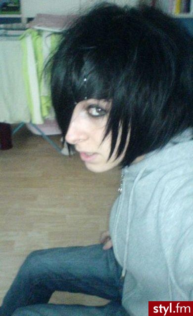 EMO Alternatywne Średnie Fryzury