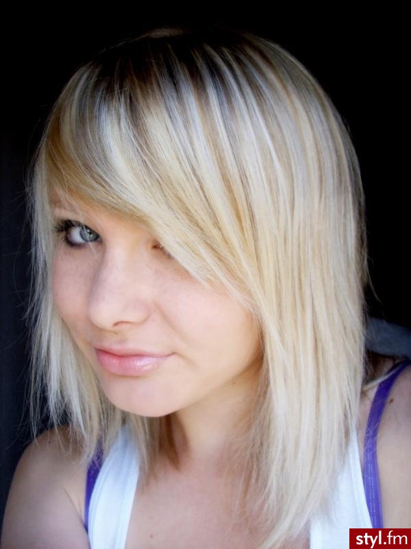 Średnie Fryzury
