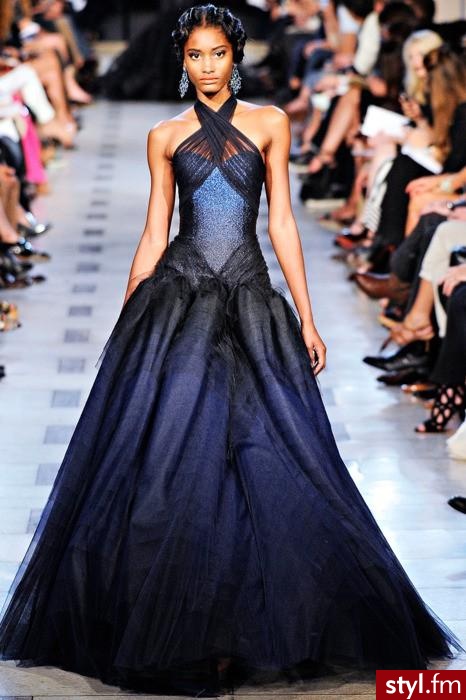 Sukienki Moda